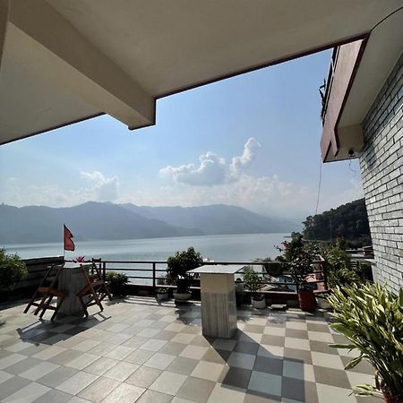 Hotel October Inn Pokhara Exterior photo