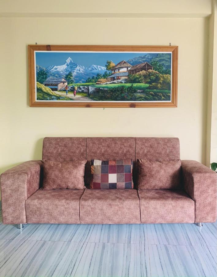 Hotel October Inn Pokhara Exterior photo