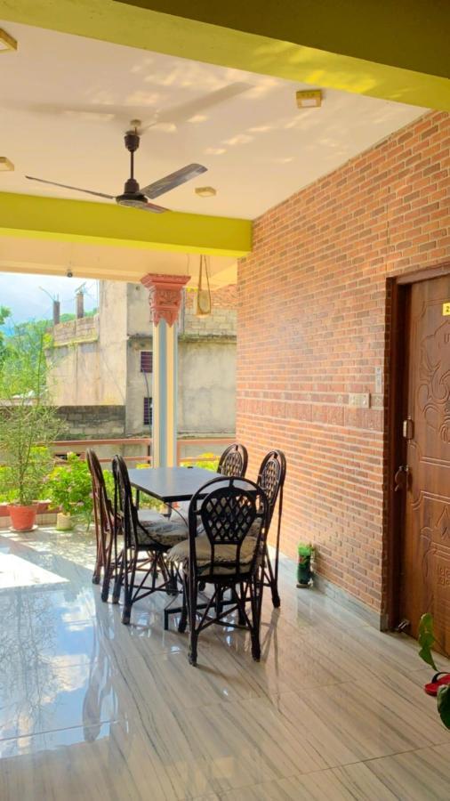 Hotel October Inn Pokhara Exterior photo