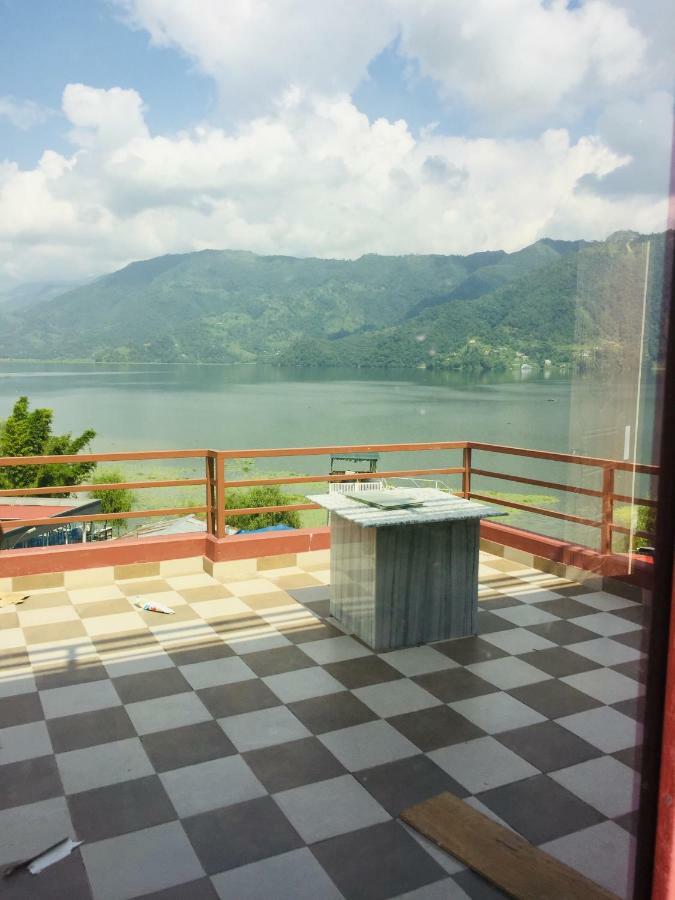 Hotel October Inn Pokhara Exterior photo